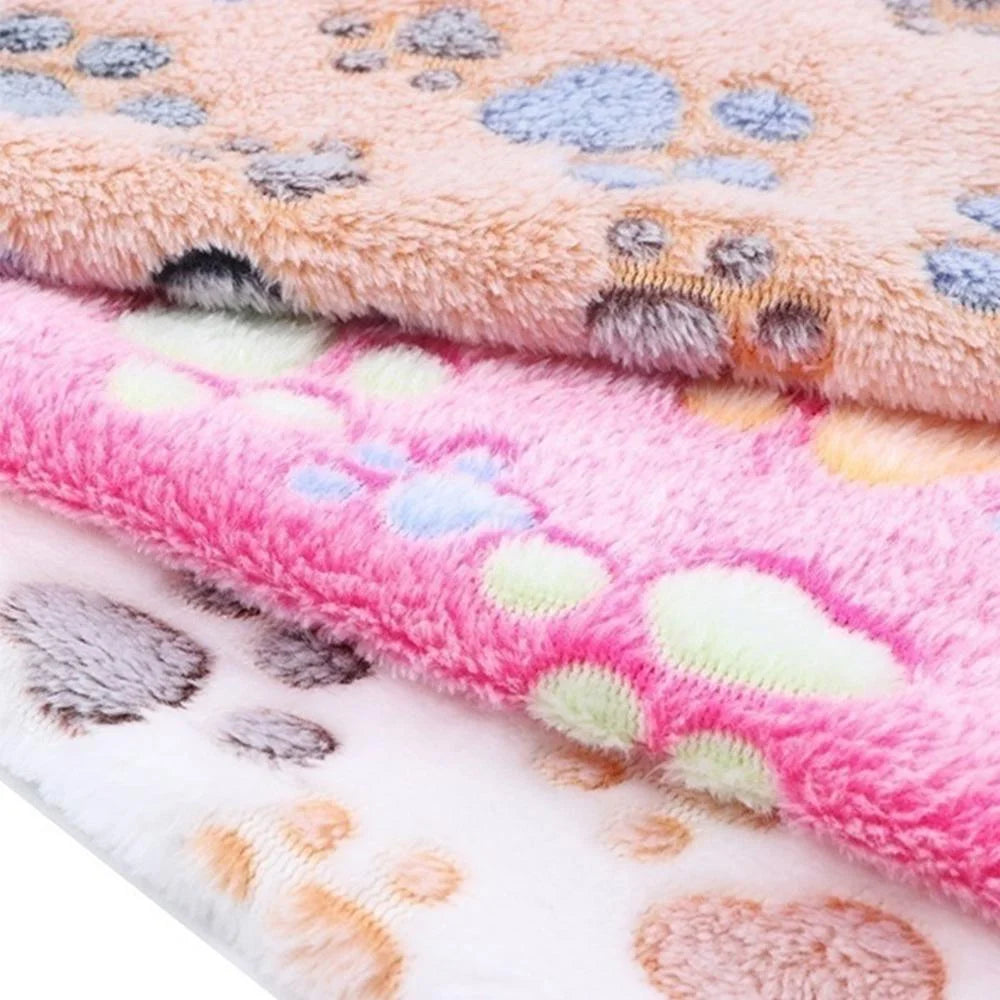 Cute Cartoon Pattern Pet Blanket - Soft, Fluffy, and High-Quality Warm Mat for Cats and Dogs