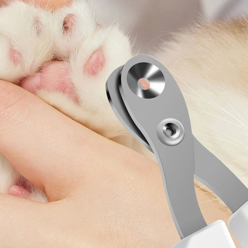 Madden Professional Cat Nail Clippers - Precision and Safety for Your Furry Friend